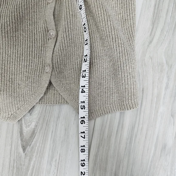 Classic Cream Knit Button-Front Vest - Women Sz XS - Picture 6 of 6